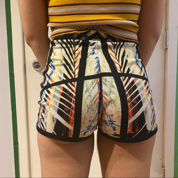 Material Girl High Rise Shorts - Picture 5 of 5